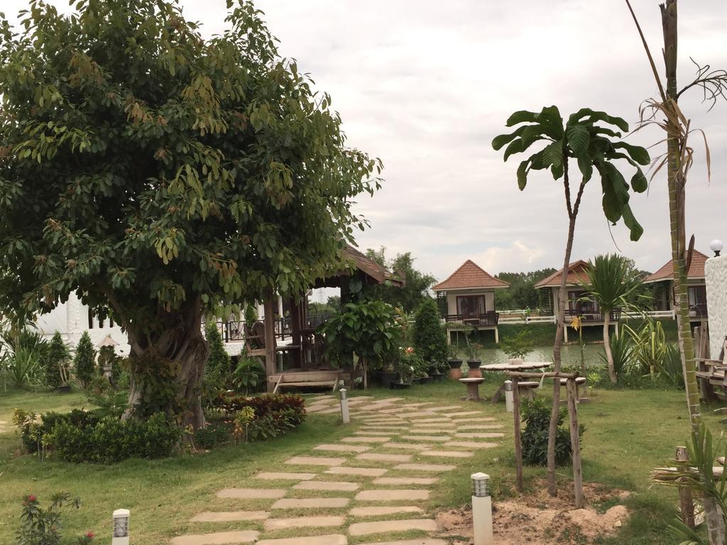 Lemon Resort Buriram Exterior foto