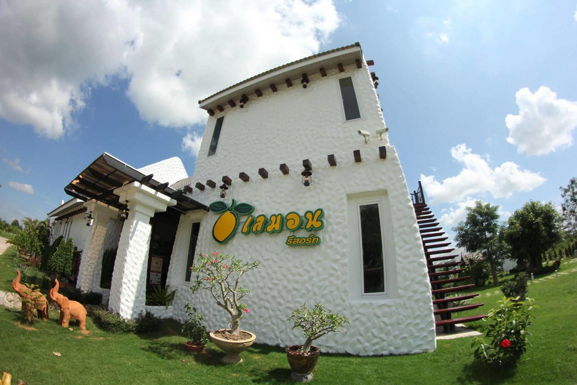Lemon Resort Buriram Exterior foto